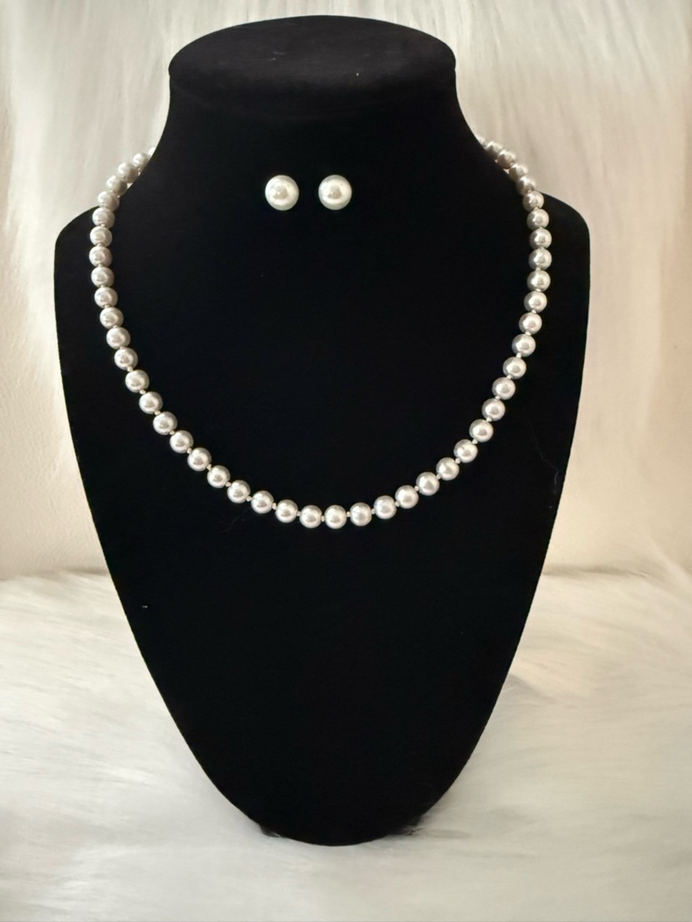 Carolee Silver/Grey Pearl Necklace & Earrings with Sterling Silver Toggle